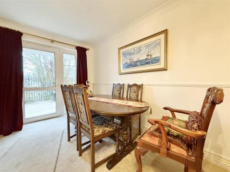 Dining Area.JPG
