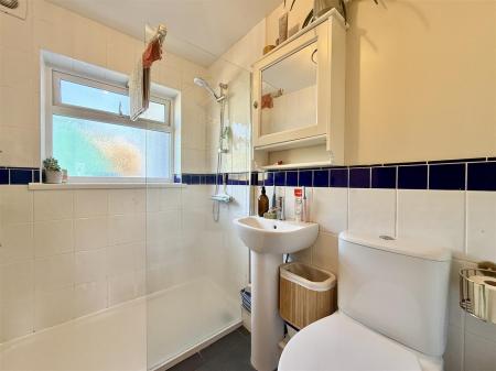 Shower Room.JPG