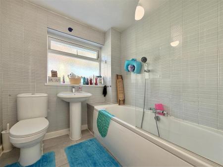 Bathroom.JPG
