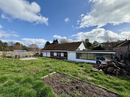 Rear Right Quarter.JPG