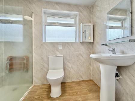 Shower Room.jpeg