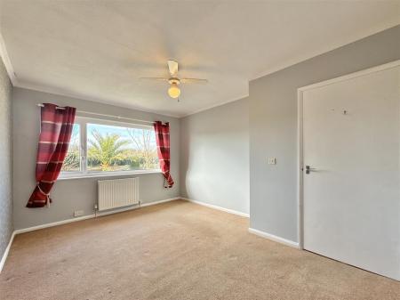 Bedroom 1.jpeg
