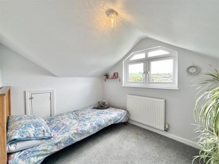 Bedroom 4.jpeg