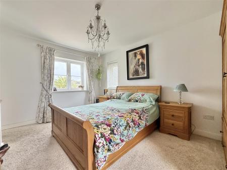 Bedroom 1.jpeg