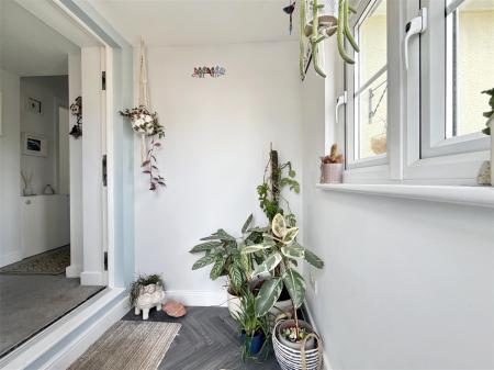 Entrance  Porch.jpeg