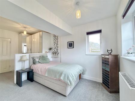Bedroom 2.jpeg