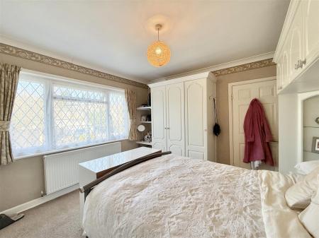 Bedroom 1.jpeg