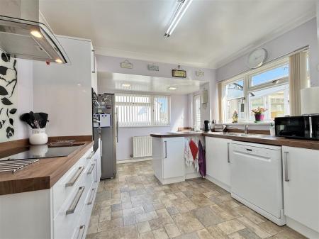 Kitchen.jpeg