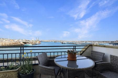 Sea View terrace.png