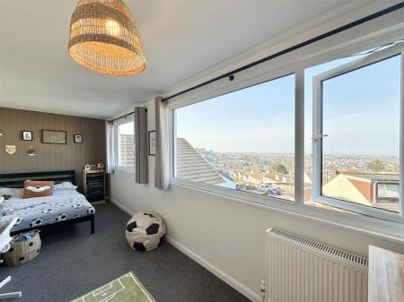 Bedroom  2.jpeg