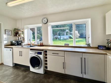 Kitchen.jpeg