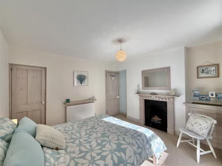 Bedroom 1.jpeg