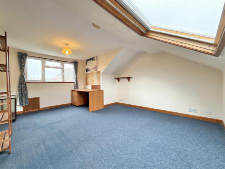 Bedroom  2.jpg