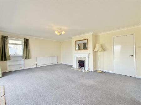 Lounge...jpg