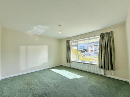 Bedroom  1.jpg