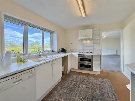 Kitchen..jpg