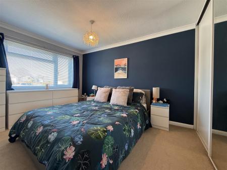 Bed 1.JPG