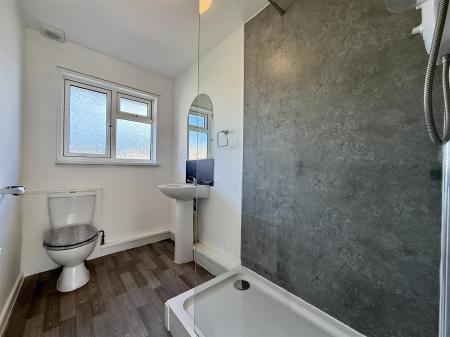 Shower Room.JPG