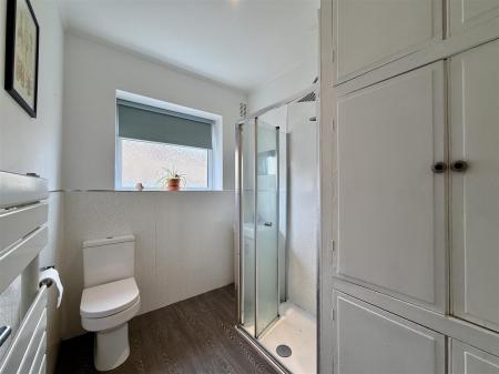 Shower Room.JPG