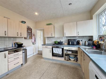 Kitchen_.jpg