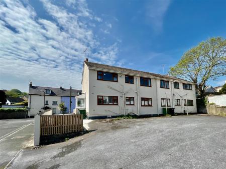 Flat 2 Garrow Court 11.JPG