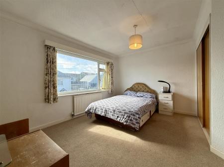 Bed 1.JPG