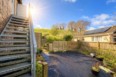 Stairs To Garden.png