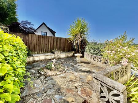 16 Milton Park - 9.jpeg