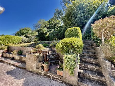 16 Milton Park - 22.jpeg