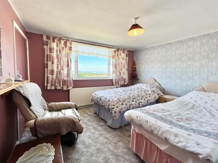 16 Milton Park - 7.jpeg