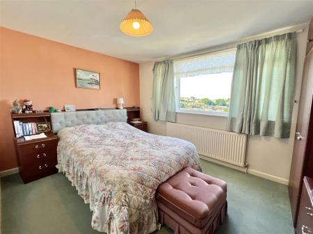 16 Milton Park - 8.jpeg