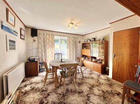 16 Milton Park - 10.jpeg