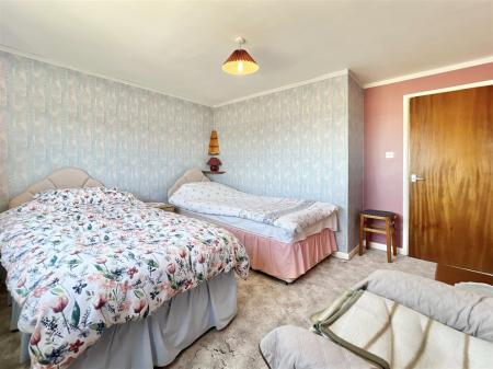 16 Milton Park - 16.jpeg