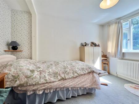 16 Milton Park - 17.jpeg