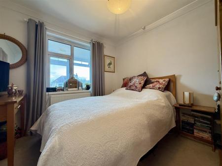 Bed 1.JPG