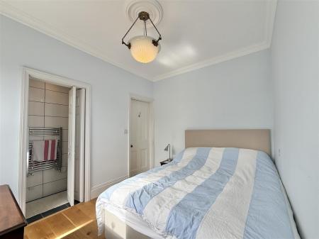 Bedroom_.jpg