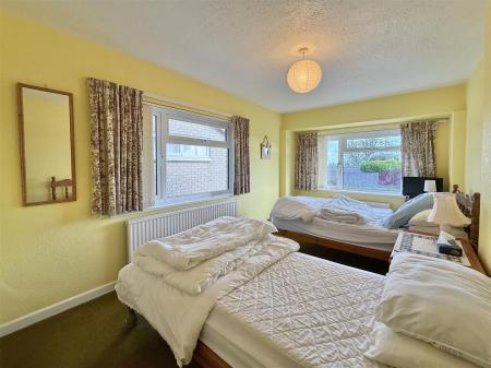 Bedroom  1.jpg