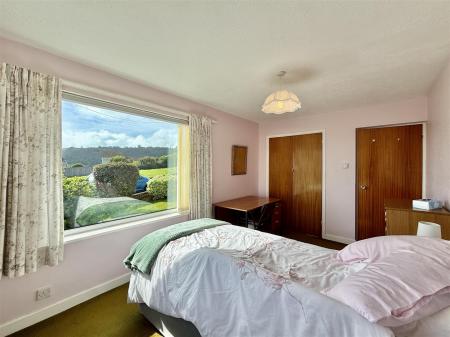 Bedroom  2.jpg