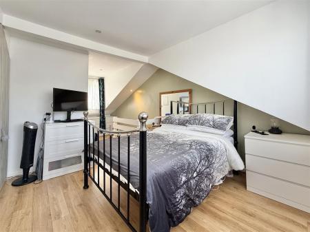 Bedroom  1.jpg