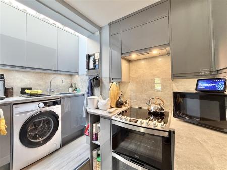 Kitchen_.jpg