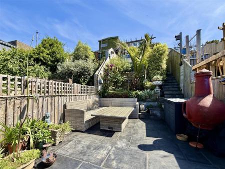 Garden Dining Level.jpg