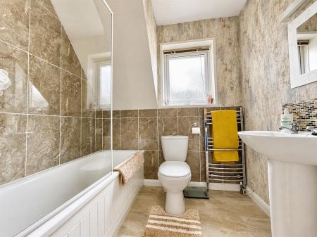 Family Bathroom.png