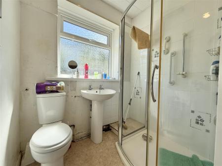 Shower Room.JPG