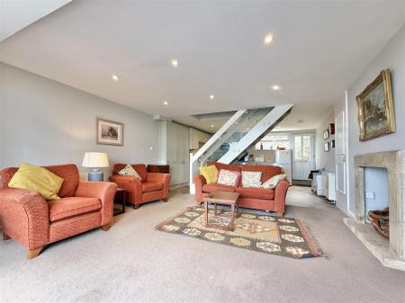 Four Decks_Living Area.jpg
