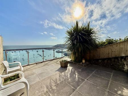 Lower_Rear_Patio.jpg