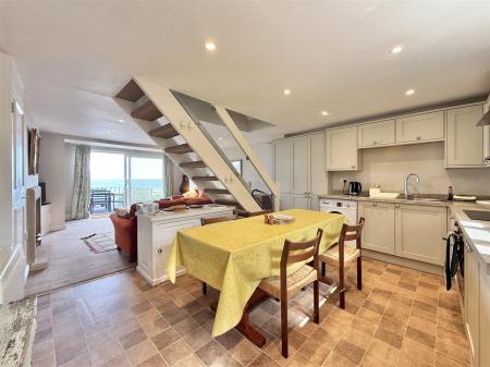 Four Decks  Kitchen Diner.jpg