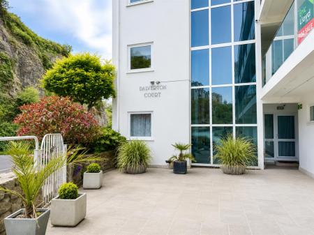Front Courtyard.png