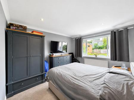 Bedroom 1.png