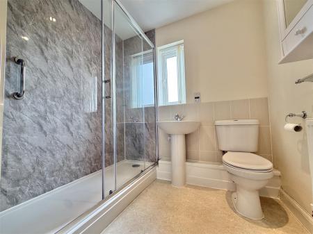 Shower Room.jpeg