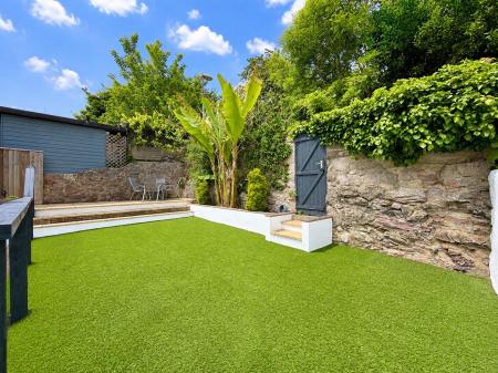 Rear_Garden.png